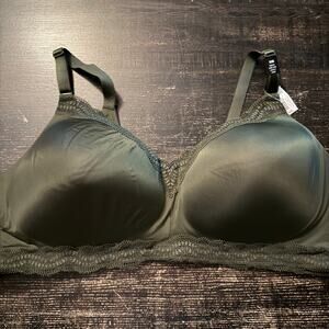 Torrid 50B Dream Wire Free Lightly Lined Bra